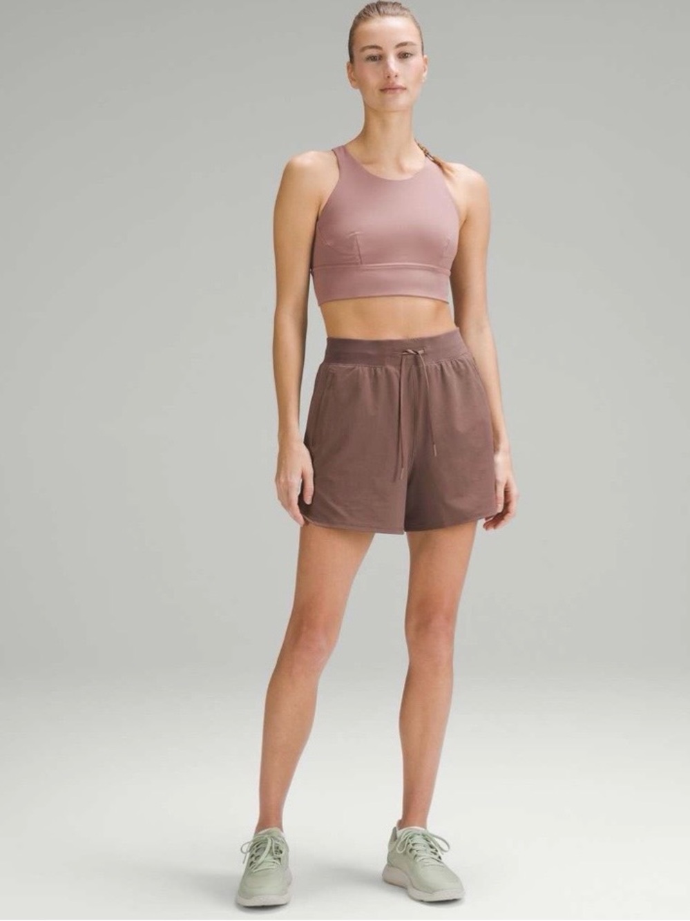 Lululemon License to Train High-Rise Short 4"
Dark Oxide